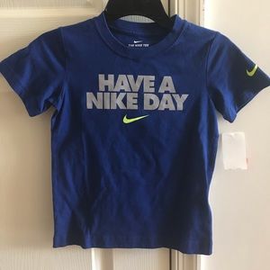NWT Kids Nike Tee